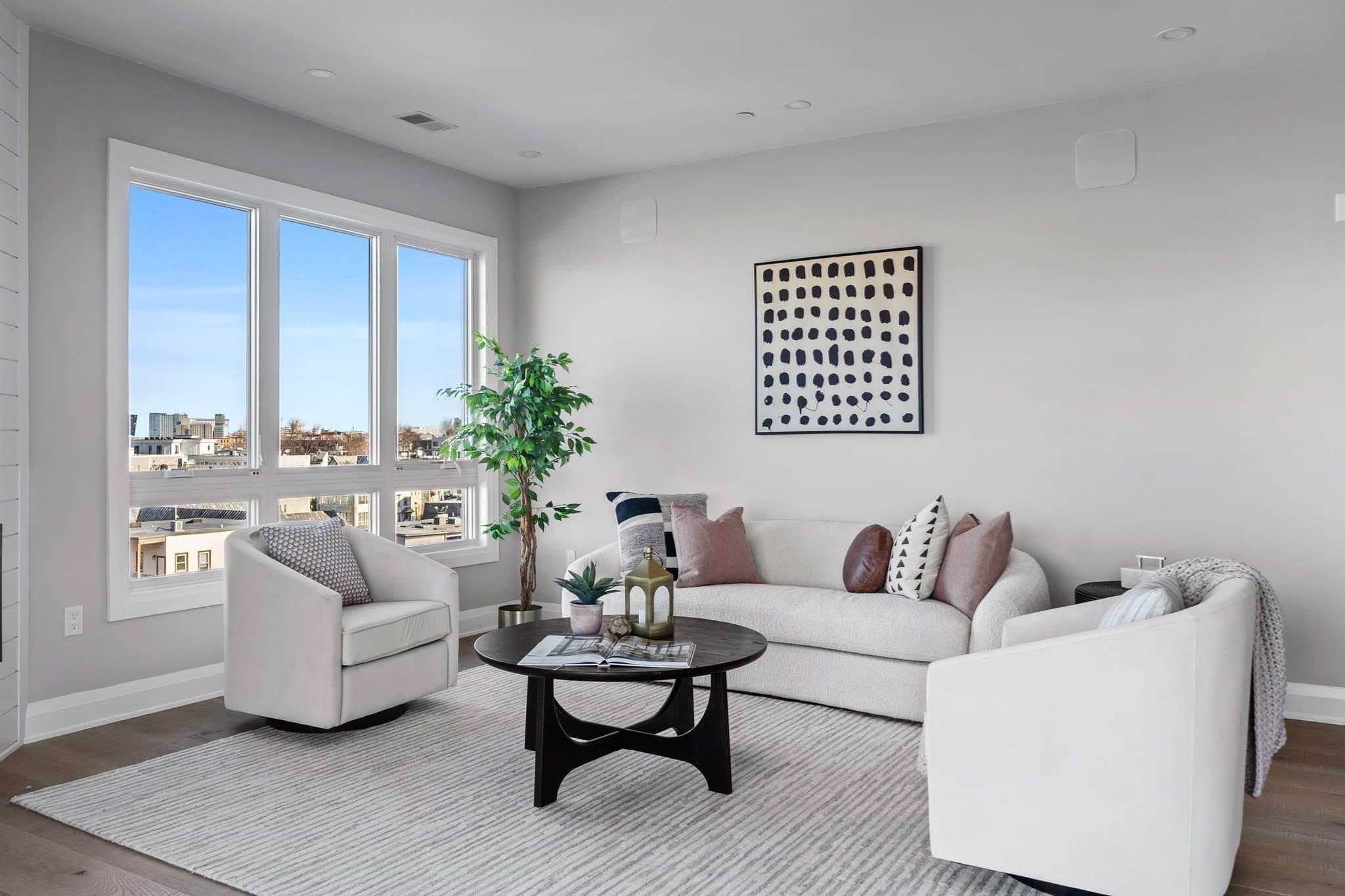 Condominium at 44 Ellery St, Boston MA 02127, photo 13 of 21
