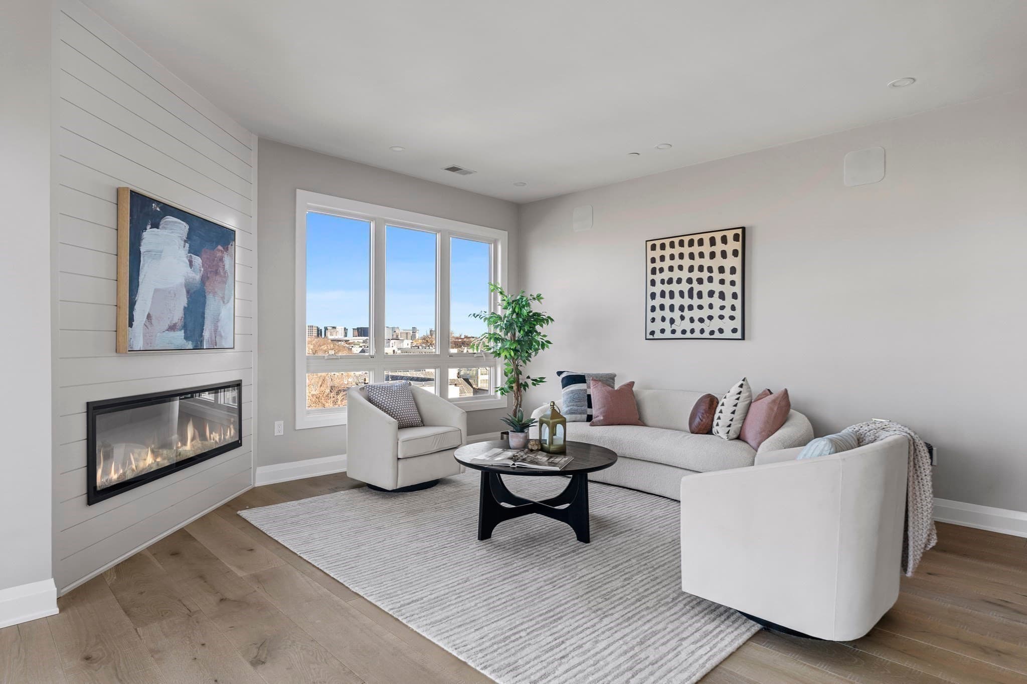 Condominium at 44 Ellery St, Boston MA 02127, photo 11 of 21