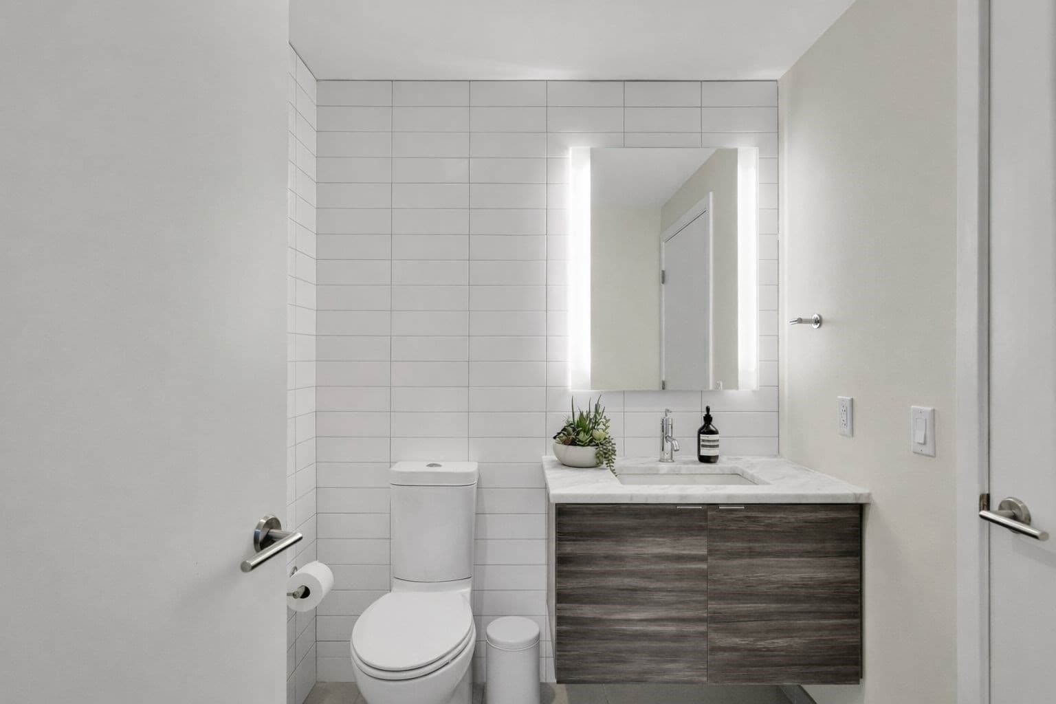 Condominium at 80 Fenwood Rd # 706, Boston MA 02115, photo 12 of 33
