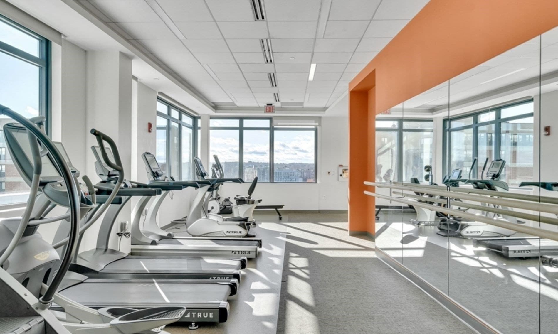 Condominium at 80 Fenwood Rd # 706, Boston MA 02115, photo 24 of 33