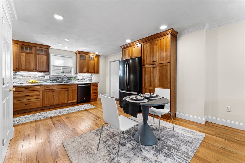 Condominium at 24 Glen St # 1, Somerville MA 02145, photo 14 of 41