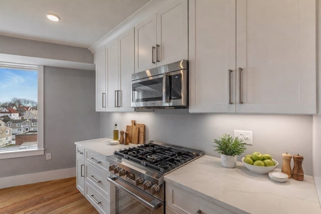 Condominium at 150 Hancock St # 101, Quincy MA 02171, photo 3 of 33