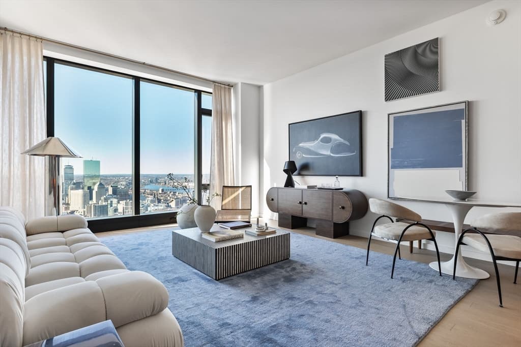 682 Atlantic Ave # 38E, Boston MA 02111