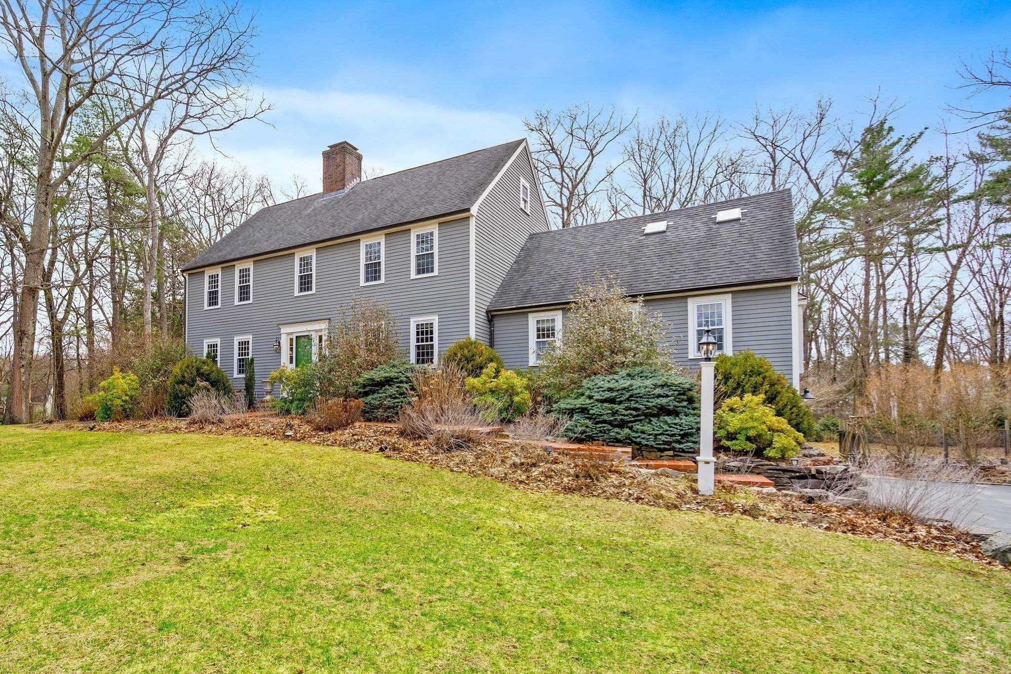 Single Family Residence at 48 Chanticleer Road, Sudbury MA 01776, photo 2 of 37