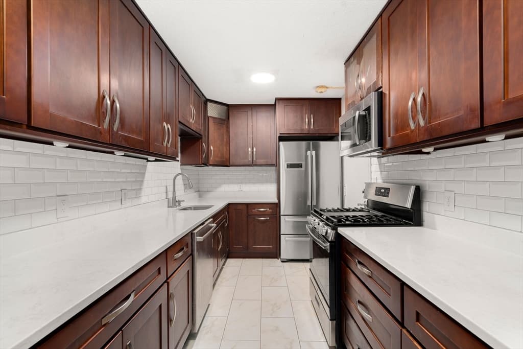 Condominium at 33 Pond Ave # 919, Brookline MA 02445, photo 6 of 20