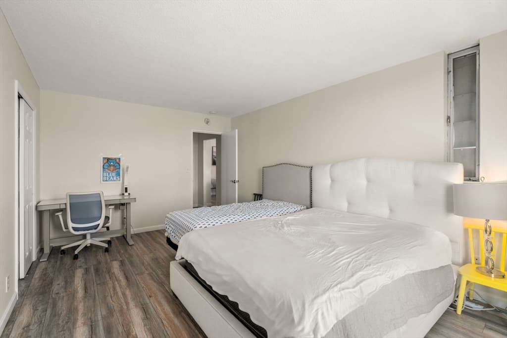 Condominium at 33 Pond Ave # 919, Brookline MA 02445, photo 14 of 20