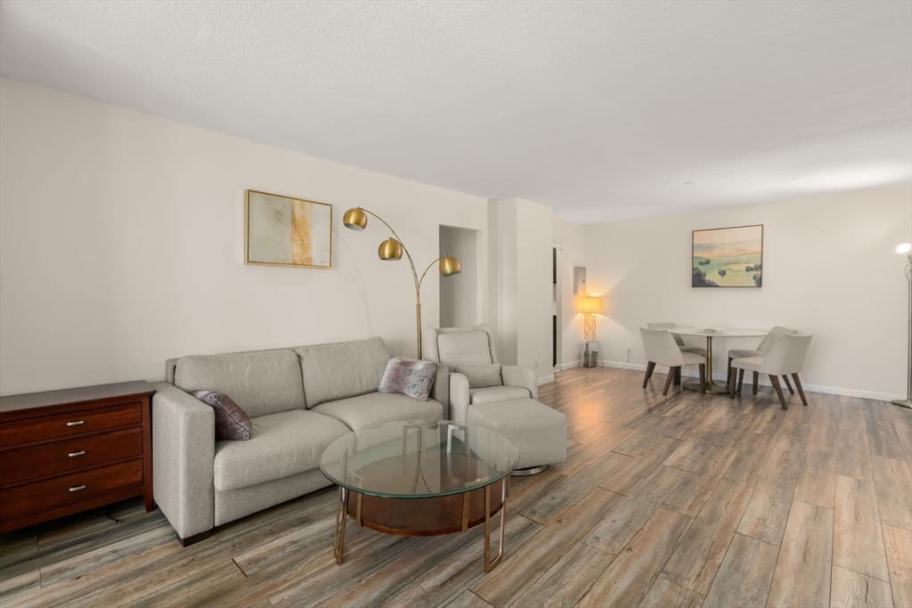 Condominium at 33 Pond Ave # 919, Brookline MA 02445, photo 4 of 20