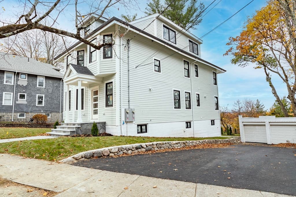 Multi Family at 123 Mt Vernon Street, Newton MA 02465, Newton, photo 3 of 33