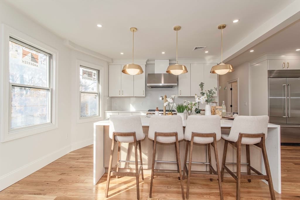 Multi Family at 123 Mt Vernon Street, Newton MA 02465, Newton, photo 5 of 33