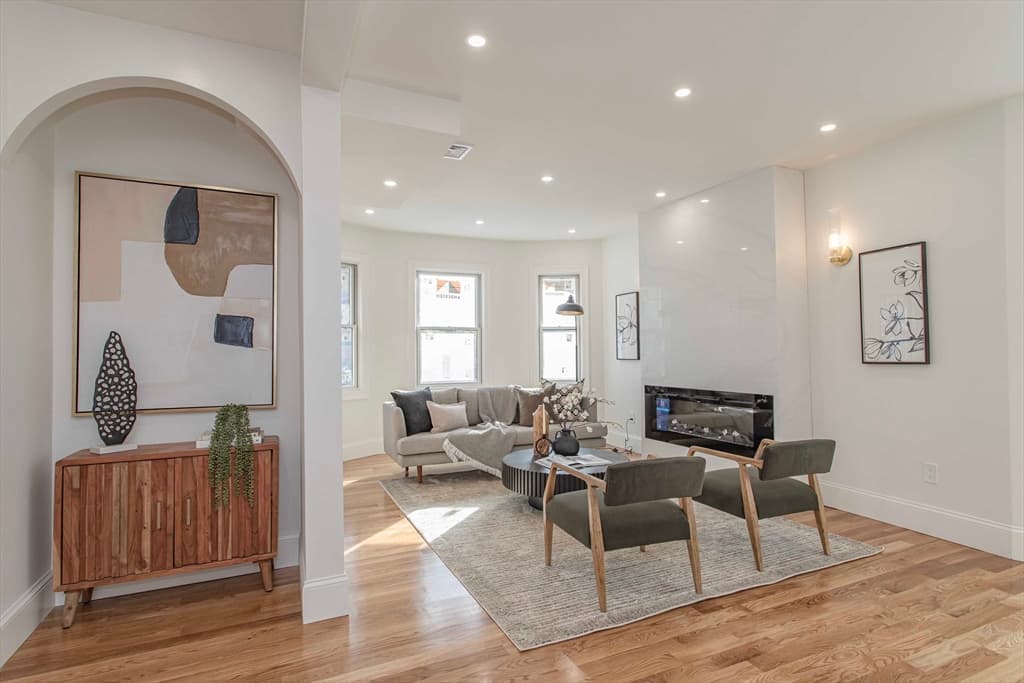 Multi Family at 123 Mt Vernon Street, Newton MA 02465, Newton, photo 14 of 33