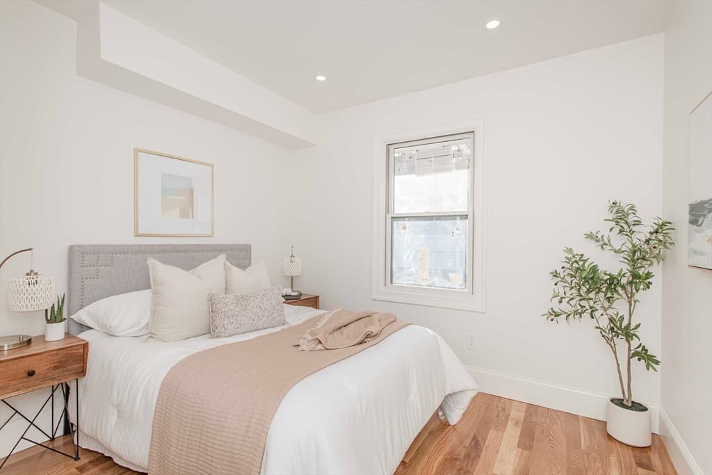 Multi Family at 123 Mt Vernon Street, Newton MA 02465, Newton, photo 21 of 33
