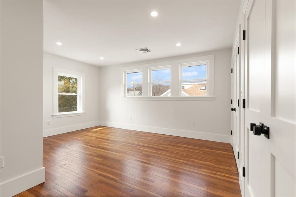 Condominium at 156-158 Waverley Street # 156, Belmont MA 02478, Belmont, photo 13 of 29