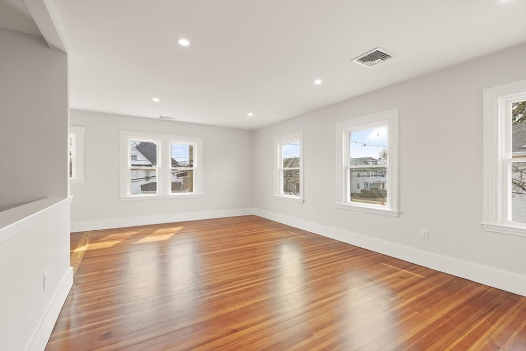 Condominium at 156-158 Waverley Street # 156, Belmont MA 02478, Belmont, photo 9 of 29