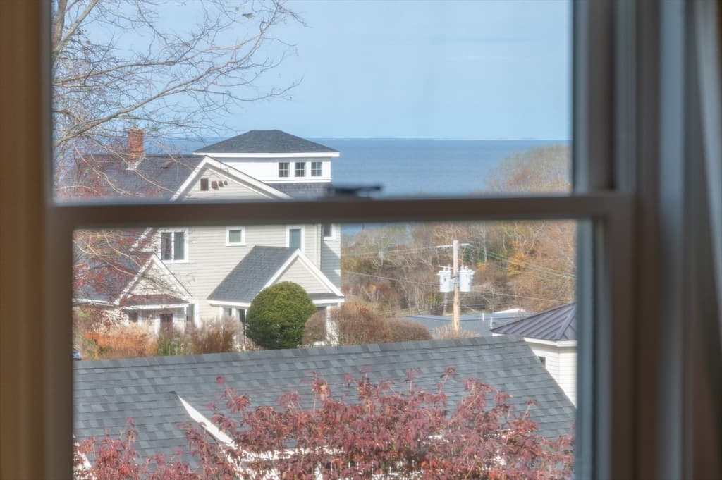 Single Family Residence at 4 Ciaramitaro Ct, Gloucester MA 01930, Gloucester, photo 22 of 42