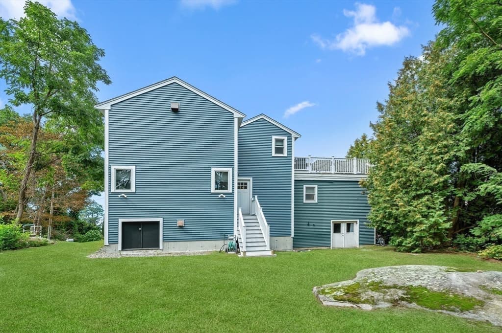 Single Family Residence at 4 Ciaramitaro Ct, Gloucester MA 01930, Gloucester, photo 37 of 42