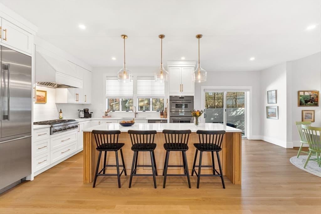 Single Family Residence at 265 Weston Rd, Wellesley MA 02482, photo 5 of 36