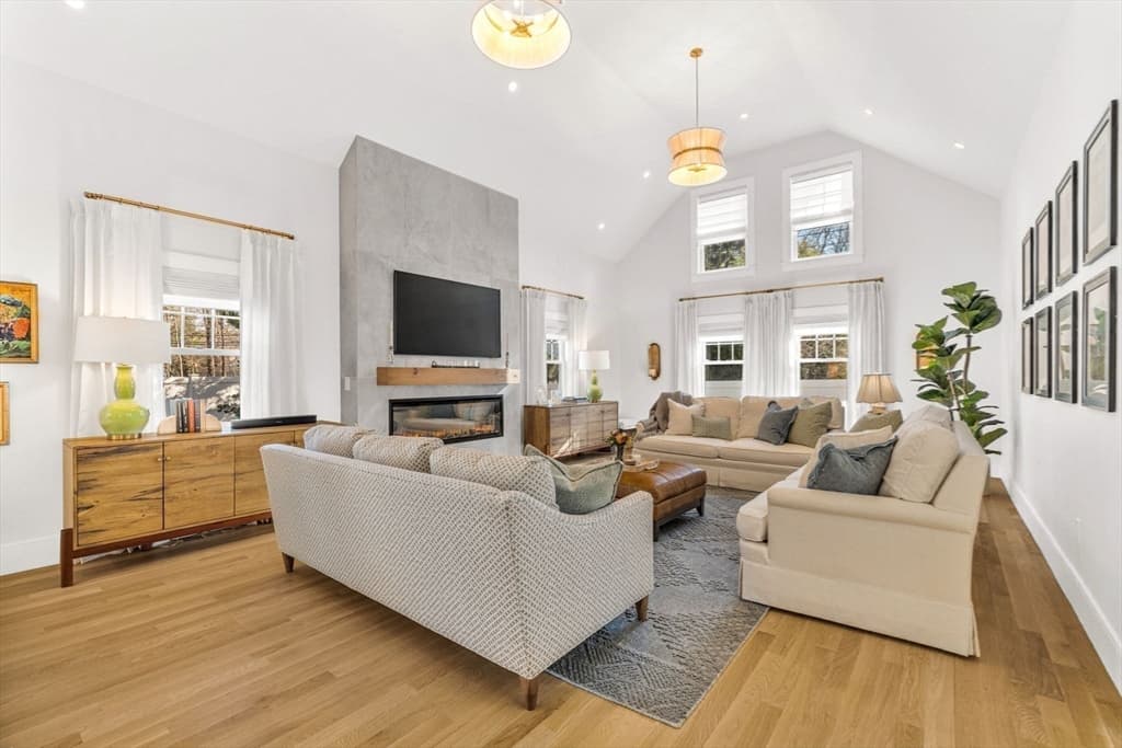 Single Family Residence at 265 Weston Rd, Wellesley MA 02482, photo 10 of 36