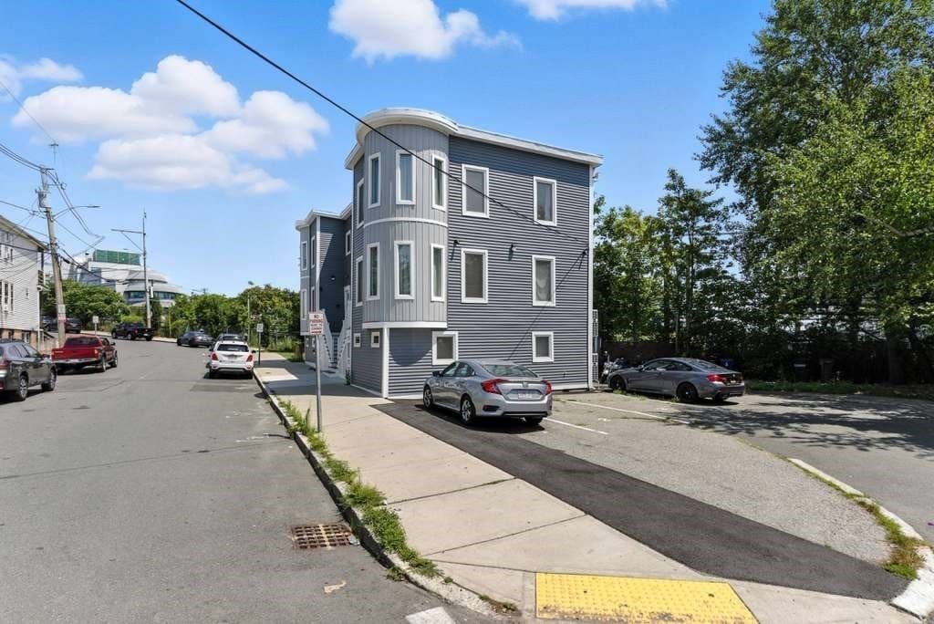 6 Garfield, Revere MA 02151 photo 4