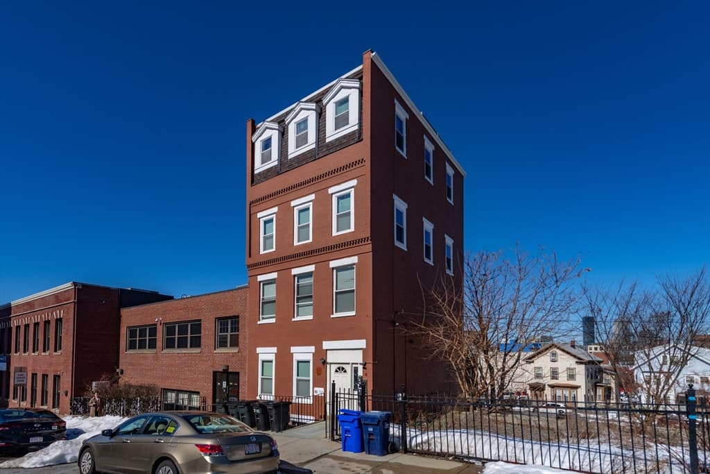 3 Family at 4 Kearsarge Ave, Boston MA 02119, photo 2 of 8