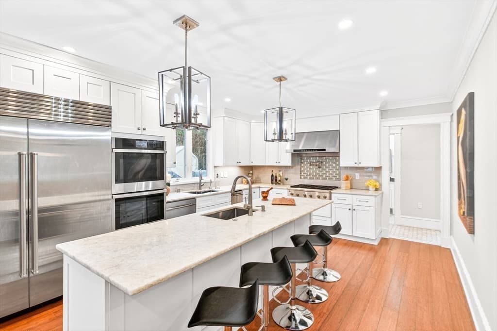 524 Ward St, Newton MA 02459 photo 9