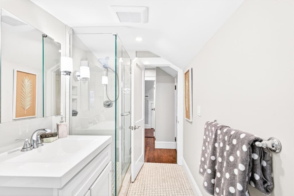 524 Ward St, Newton MA 02459 photo 33