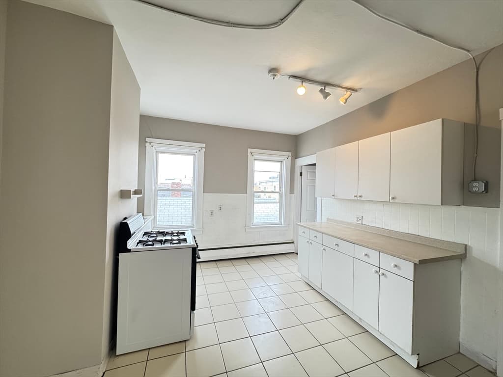 20 Harding St., Cambridge MA 02141 photo 3