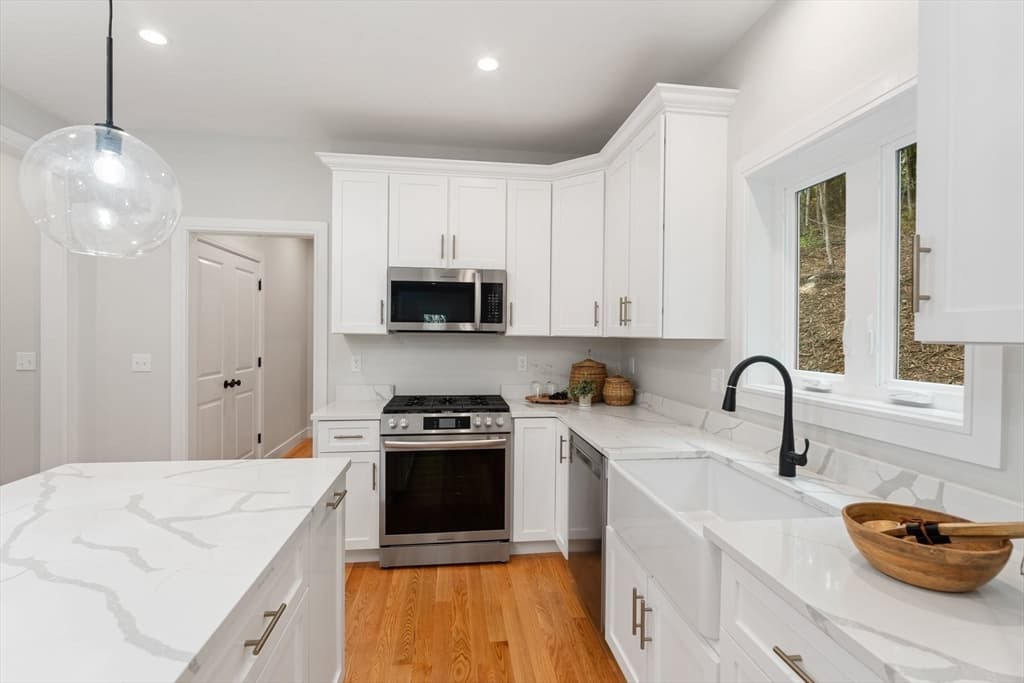 Single Family Residence at Lot 5A White Court, Douglas MA 01516, photo 5 of 13