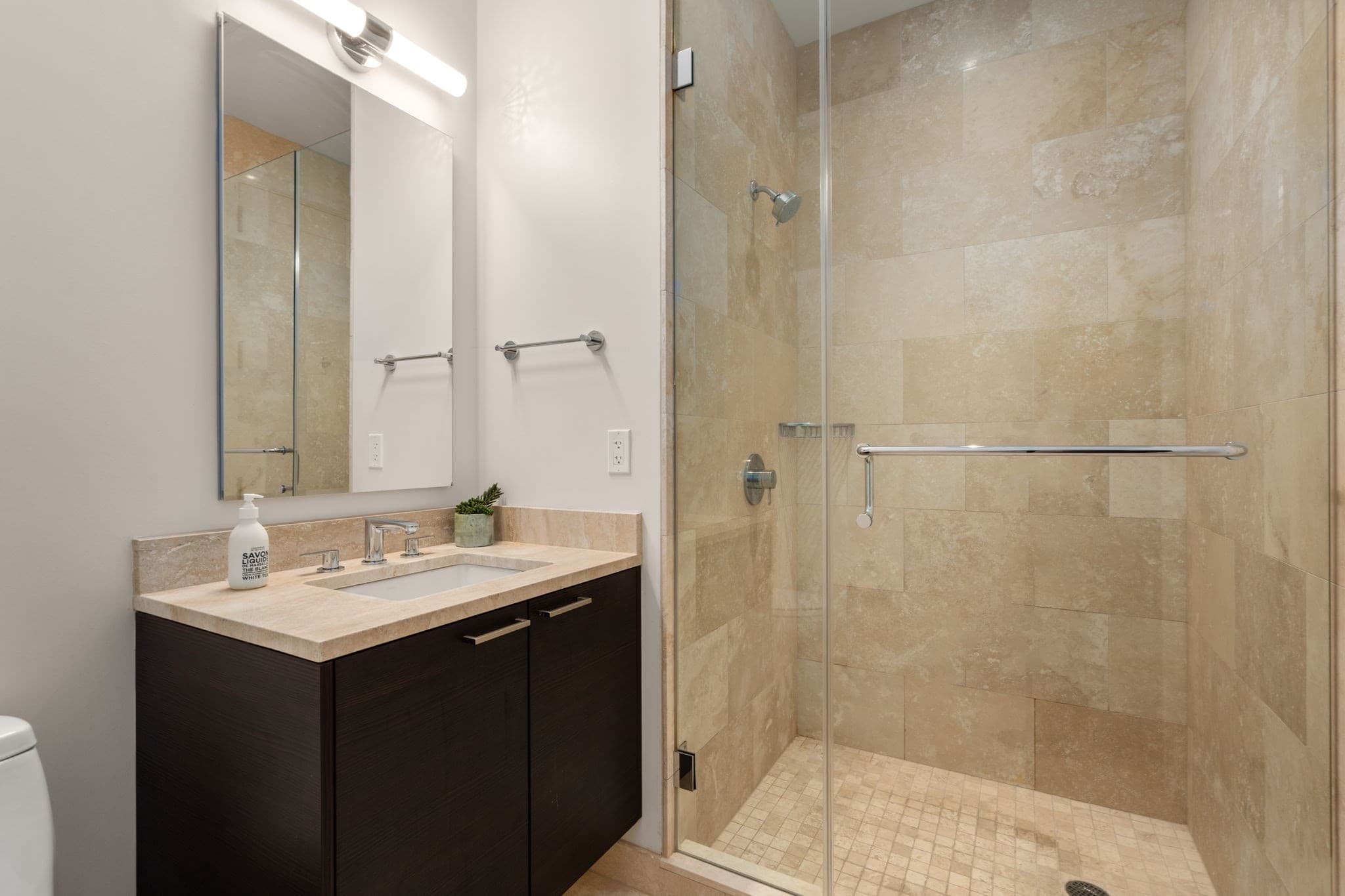 Condominium at 1 Franklin Street # 4704, Boston MA 02110, photo 18 of 33