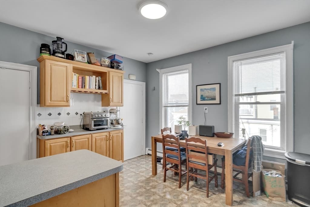 3 Family - 3 Units Up/Down at 281 Cardinal Medeiros Ave, Cambridge MA 02141, Cambridge, photo 23 of 30