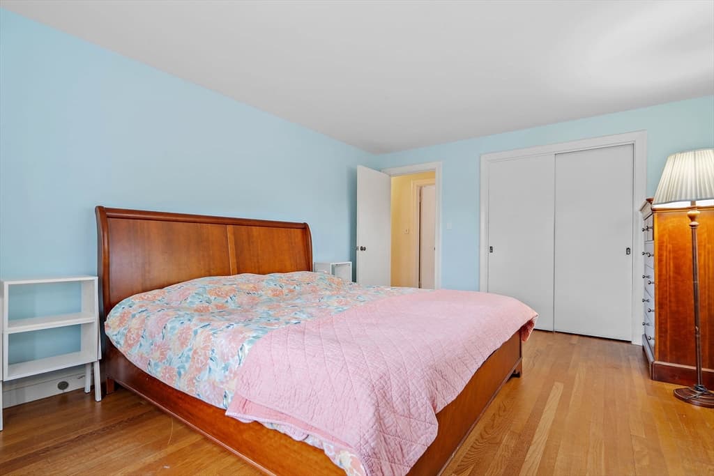 6 Shaw Rd, Belmont MA 02478 photo 16