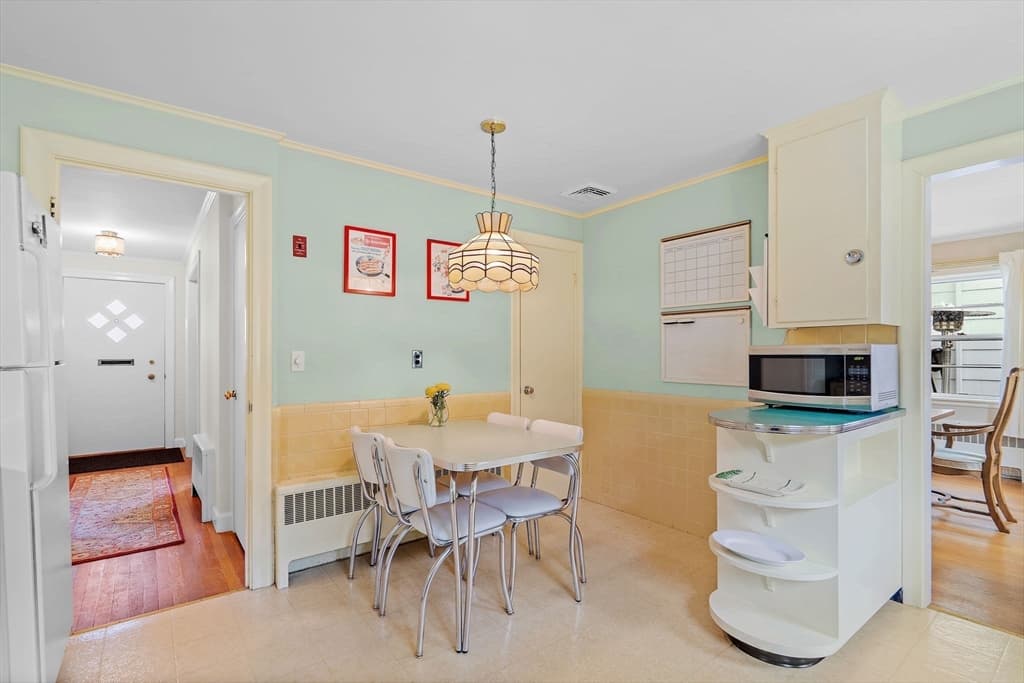 6 Shaw Rd, Belmont MA 02478 photo 12