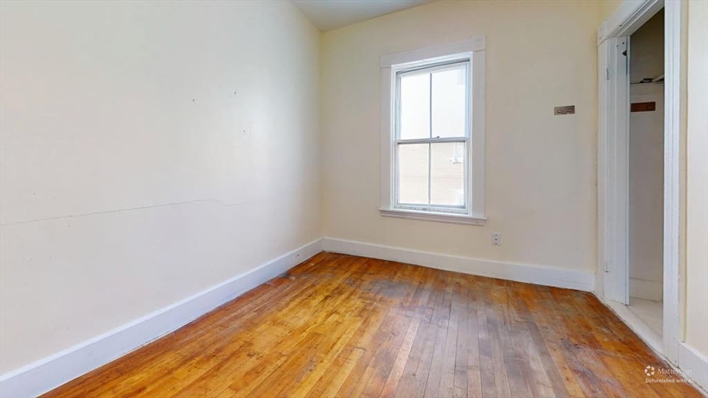 3 Family at 91 Fox St, Worcester MA 01604, photo 20 of 26