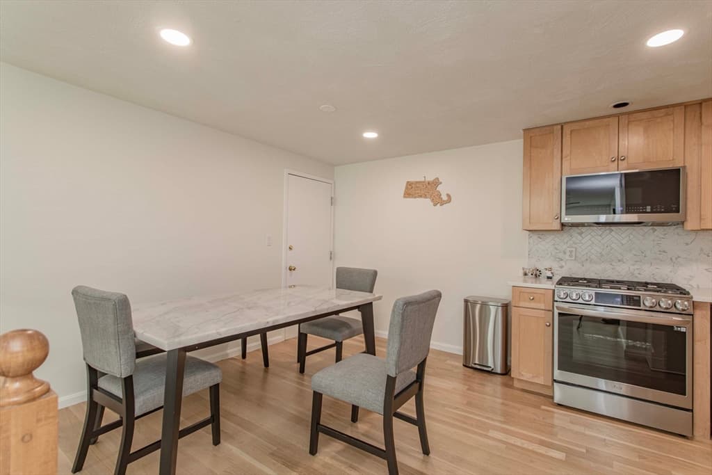 Condominium at 1210 Vfw Parkway # 11, Boston MA 02132, Boston, photo 12 of 36