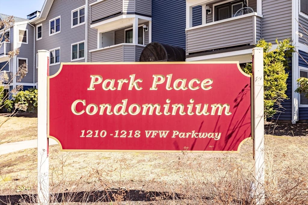 Condominium at 1210 Vfw Parkway # 11, Boston MA 02132, Boston, photo 32 of 36