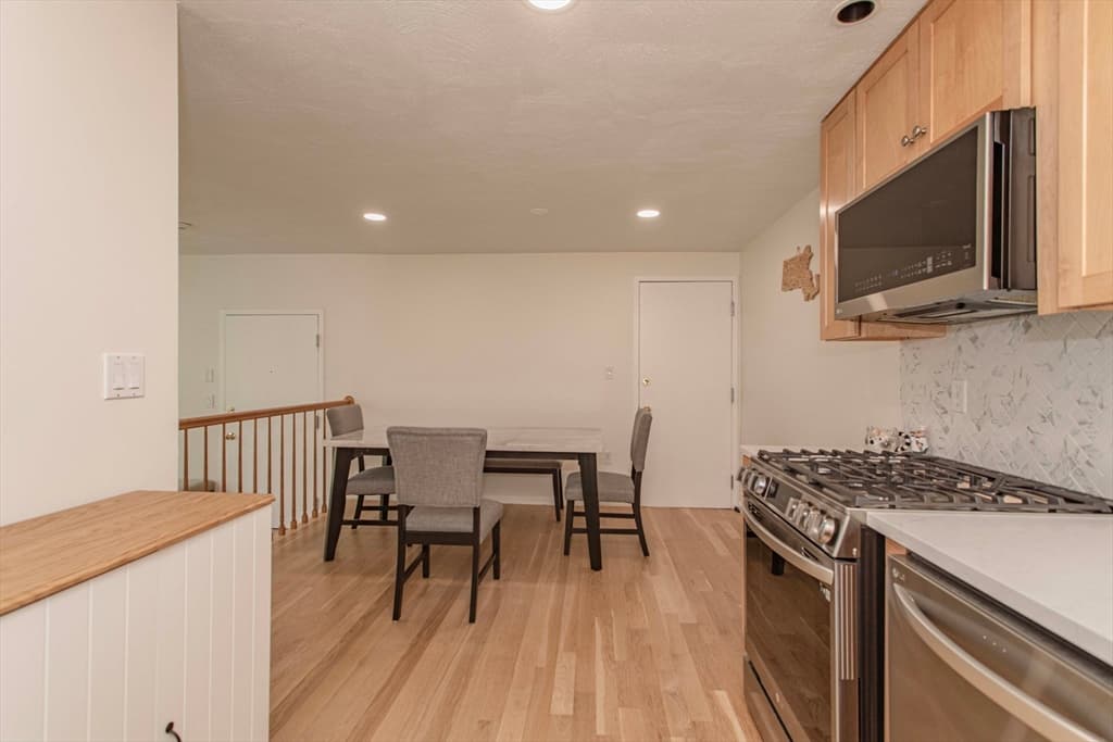 Condominium at 1210 Vfw Parkway # 11, Boston MA 02132, Boston, photo 15 of 36