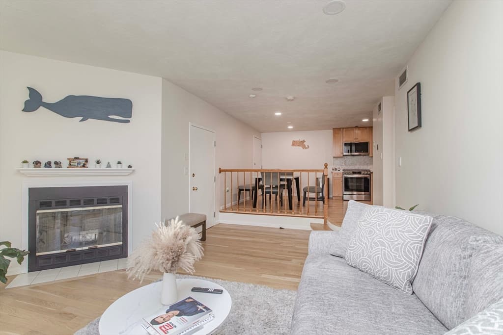Condominium at 1210 Vfw Parkway # 11, Boston MA 02132, Boston, photo 8 of 36
