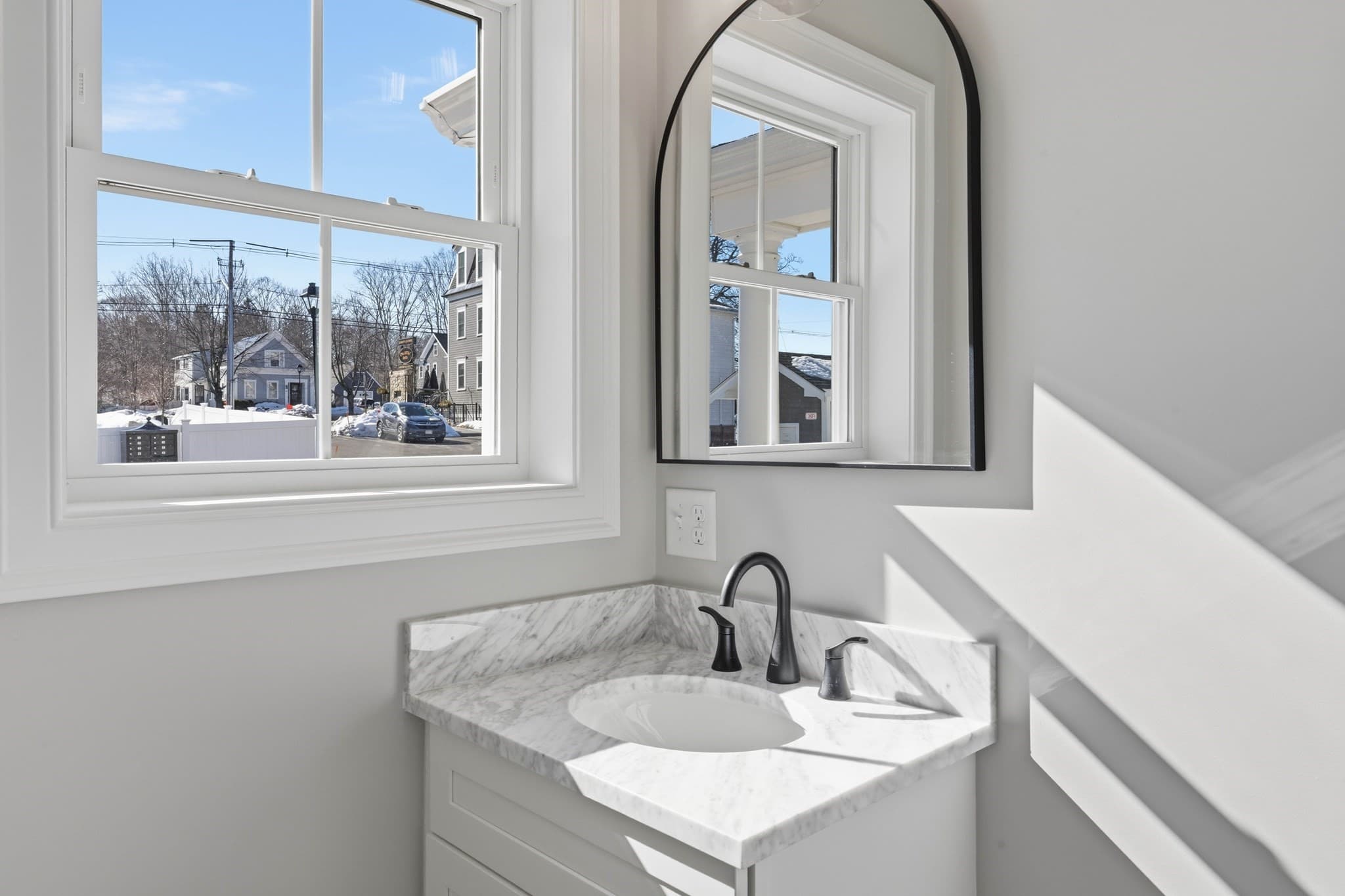 Condominium at 51 West Main # 6R, Georgetown MA 01833, Georgetown, photo 17 of 40
