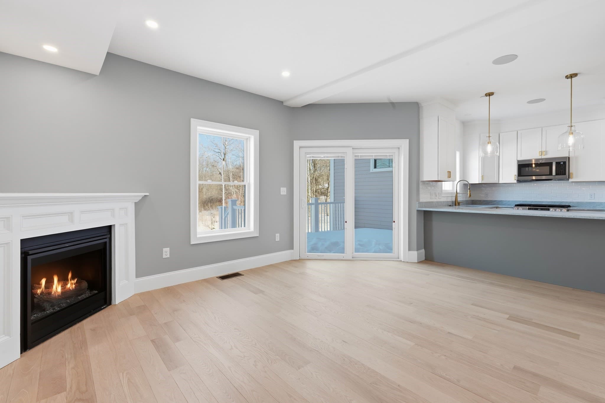 Condominium at 51 West Main # 6R, Georgetown MA 01833, Georgetown, photo 16 of 40