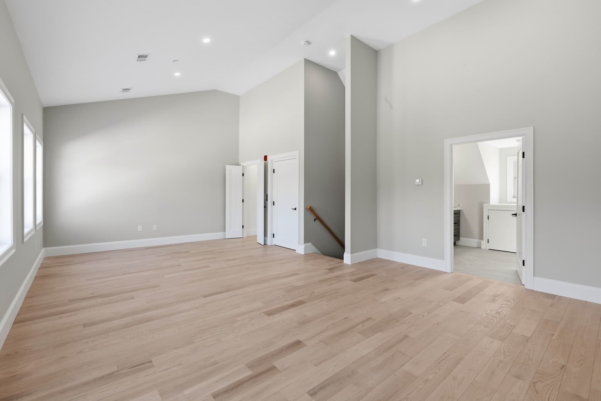 Condominium at 51 West Main # 6R, Georgetown MA 01833, Georgetown, photo 34 of 40