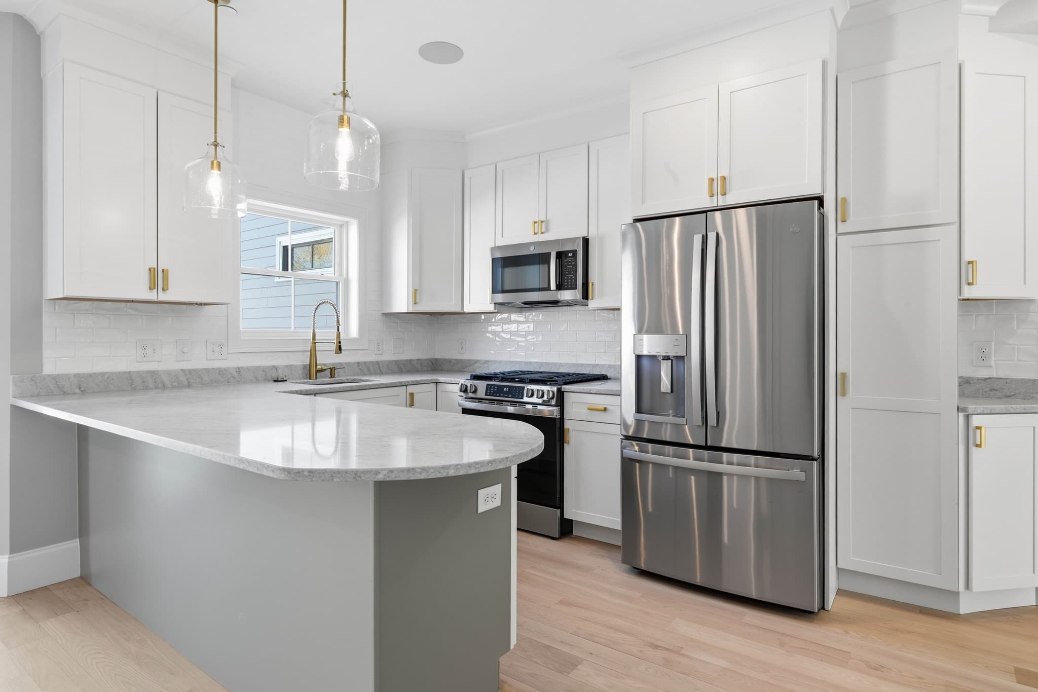 Condominium at 51 West Main # 6R, Georgetown MA 01833, Georgetown, photo 10 of 40