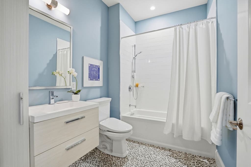 Condominium at 315 Highland Ave # 101, Somerville MA 02144, Somerville, photo 16 of 26