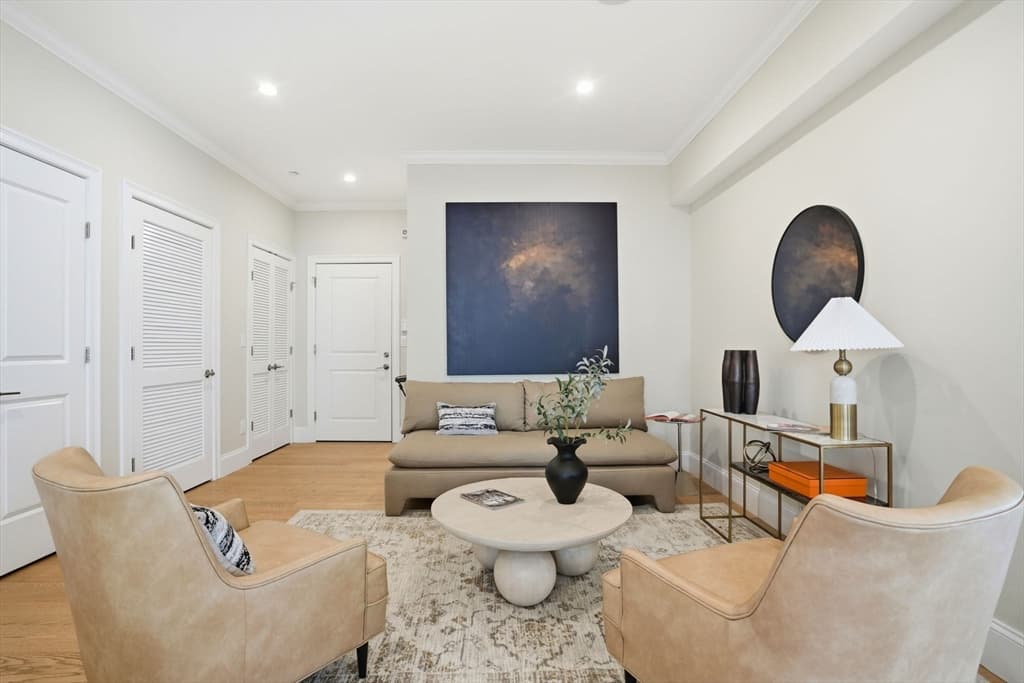 Condominium at 315 Highland Ave # 101, Somerville MA 02144, Somerville, photo 5 of 26