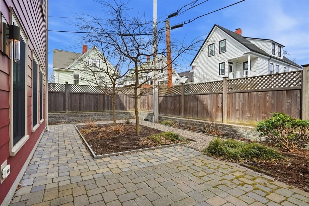 Condominium at 315 Highland Ave # 101, Somerville MA 02144, Somerville, photo 21 of 26