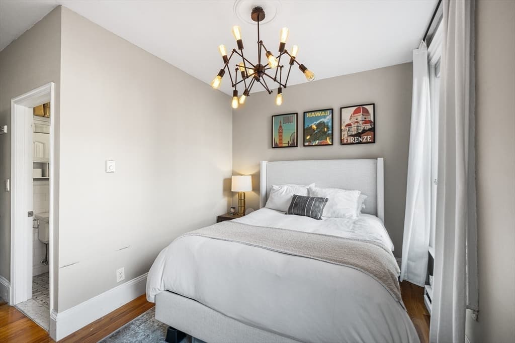 Condominium at 1 Saint Charles St # 3, Boston MA 02116, photo 18 of 36
