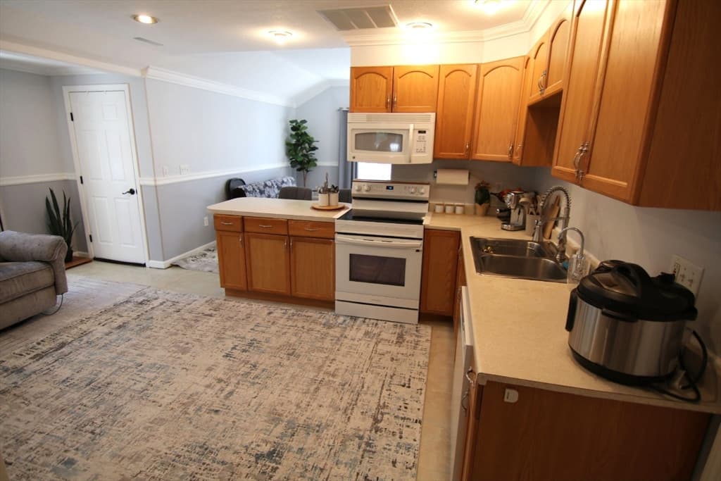 2 Family - 2 Units Up/Down at 100 Meadow St, Westfield MA 01085, photo 10 of 19