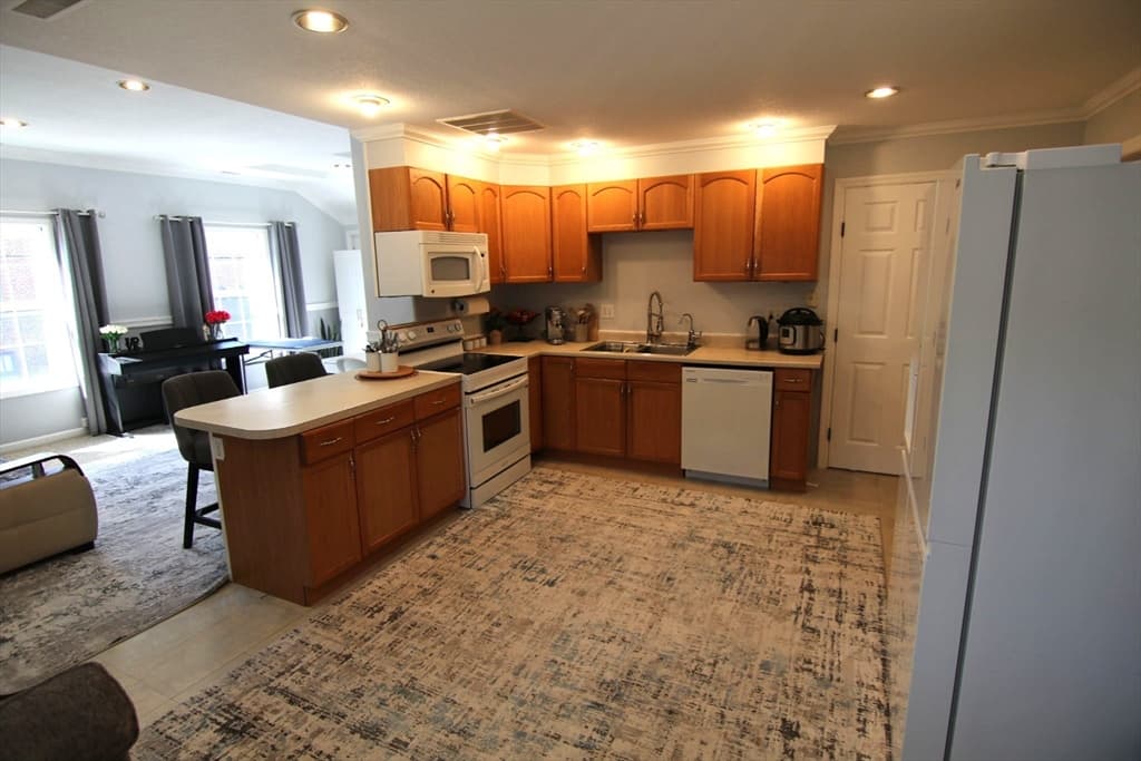 2 Family - 2 Units Up/Down at 100 Meadow St, Westfield MA 01085, photo 11 of 19