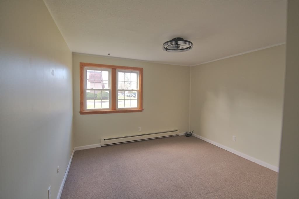 Condominium at 180 Main Street # 29, Bridgewater MA 02324, photo 5 of 16
