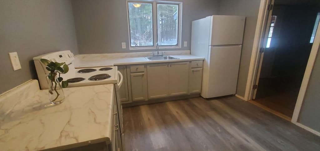 Single Family Residence at 83 Mason, Townsend MA 01474, Townsend, photo 6 of 15