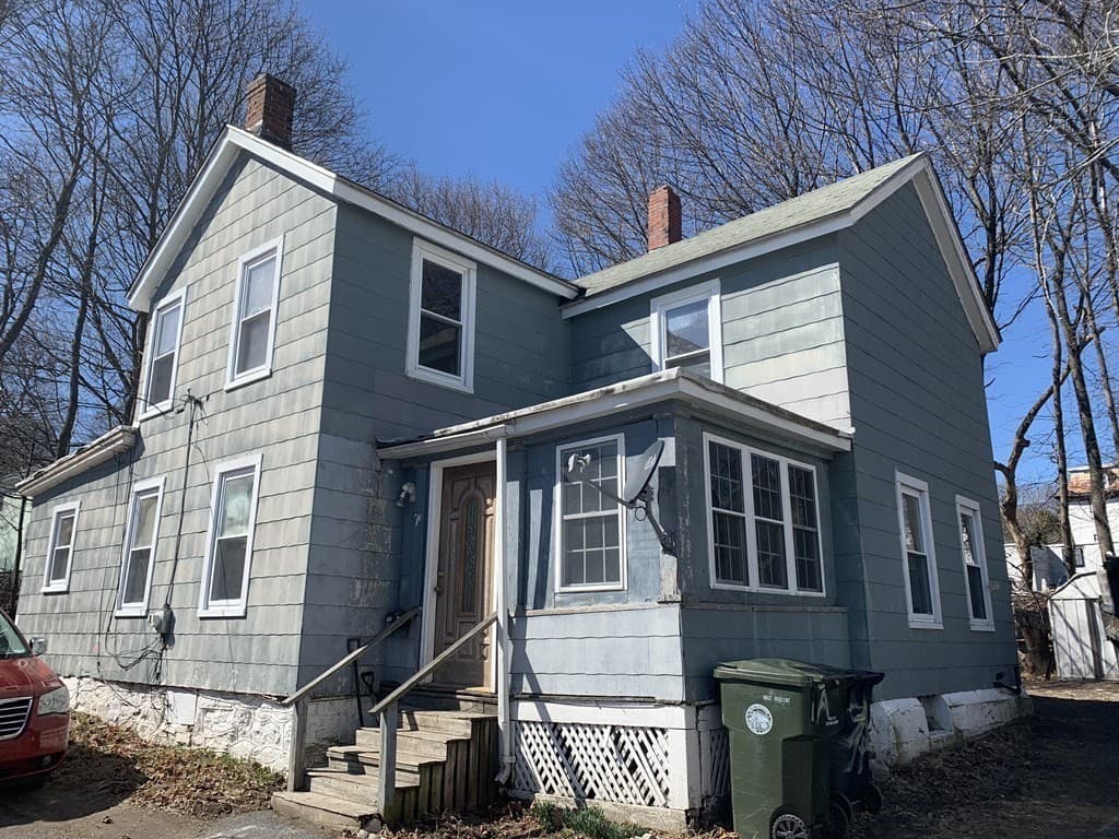 7-A Versailles St, Marlborough MA 01752
