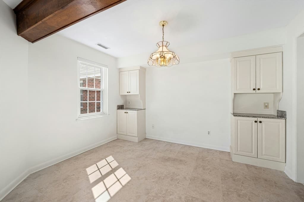 Condominium at 38 Jessica Drive # 1, Stoughton MA 02072, Stoughton, photo 10 of 27